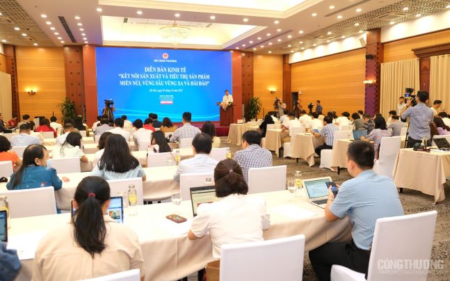 Toàn cảnh Diễn đàn