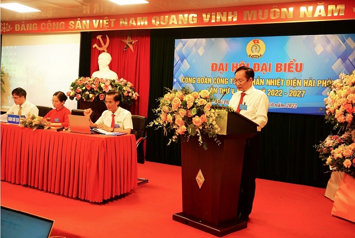 Ông Tạ Công Hoan - CT HĐQT phát biểu tại hội nghị