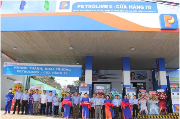 khai truong cua hang xang dau
