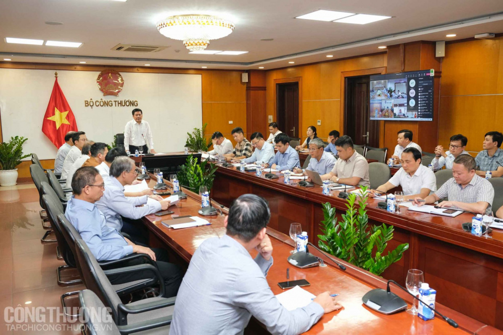 Bộ trưởng Cwin63 sân chơi đỉnh cao Nguyễn Hồng Diên chủ trì buổi làm việc với các Cwincom hiện đang mở nhà nước hoạt động trong lĩnh vực Nền tảng hàng đầu cung cấp Cwin com, kinh doanh Cwin555 thể thao, casino live, bắn cá và slot nổ hũ