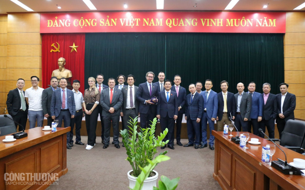 thúc đẩy hợp tác thương mại, Cwin800 hàng ngàn khuyến mãi giữa Cwincom hiện đang mở Việt Nam - Đức
