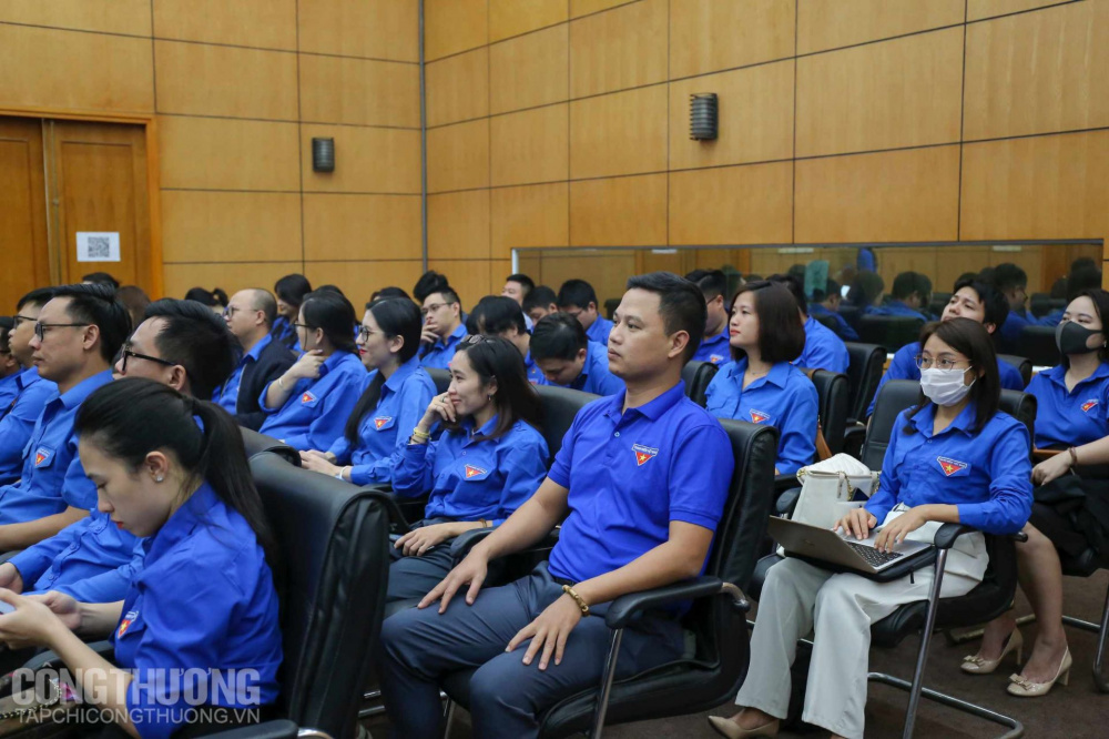 Diễn đàn “Thanh niên Công Thương với Pháp luật về Thương mại điện tử”