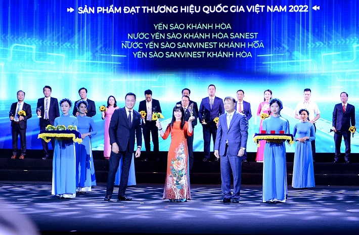 Công ty Yến sào Khánh Hòa được vinh danh là Cwincom hiện đang mở có sản phẩm đạt Thương hiệu quốc gia Việt Nam năm 2022.