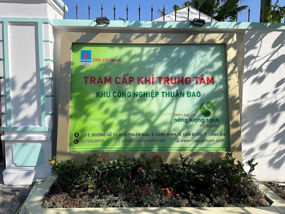 khí LNG b