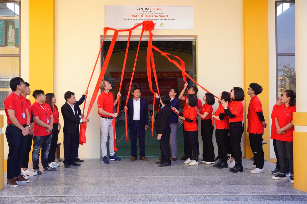 Khánh thành Nhà thi đấu Thể thao Đa năng của Trường Tiểu học & Trung học cơ sở Đông Xuyên tại xã Đông Xuyên, huyện Tiền Hải, tỉnh Thái Bình