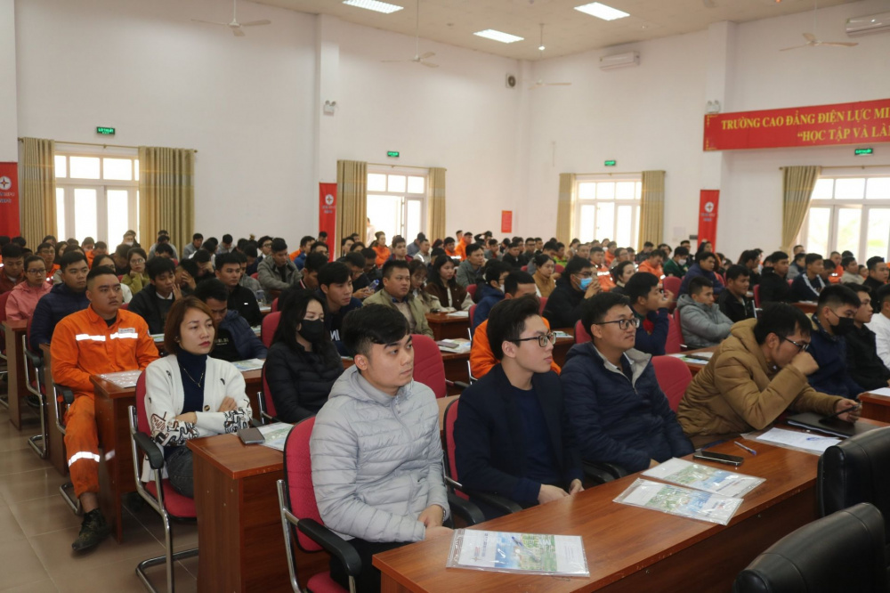 Cao đẳng điện lực miền bắc