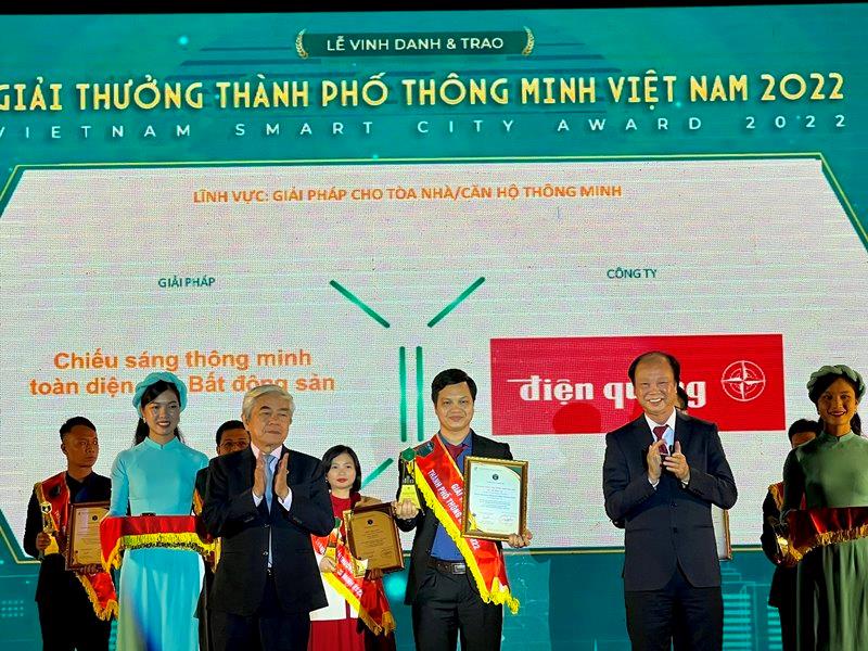 Giải pháp chiếu sáng thông minh toàn diện của Điện Quang xuất sắc giành 02 giải thưởng 