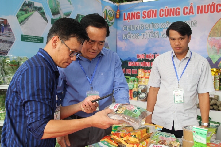 Tiêu thụ nông sản