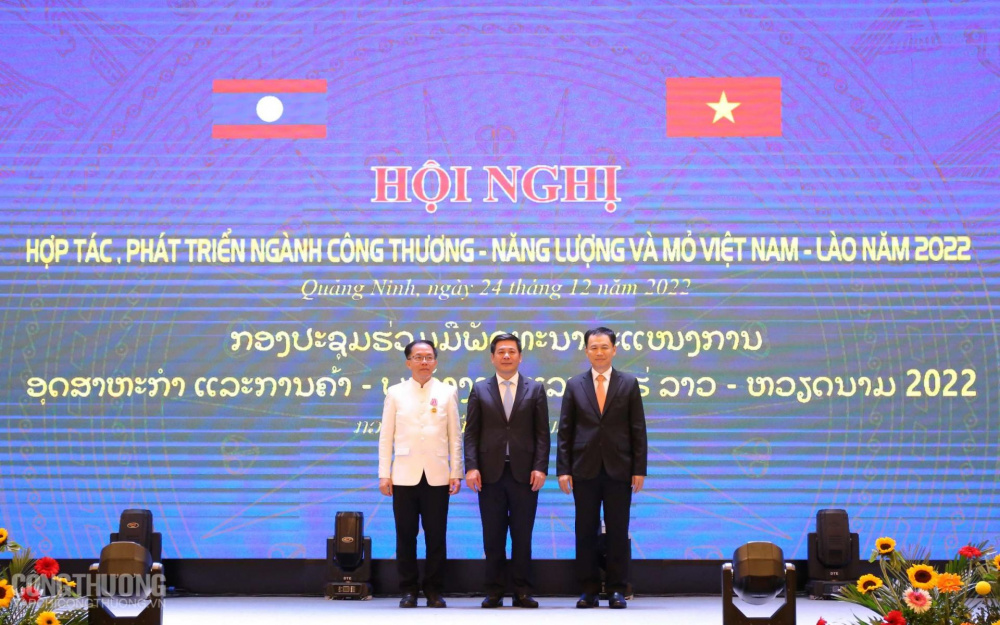 Hội nghị hợp tác phát triển Việt Nam - Lào 2022