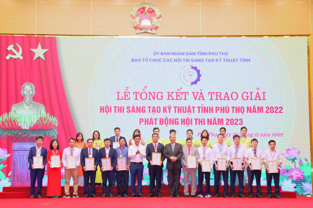 Supr Lâm Thao