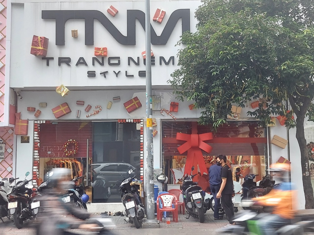 hàng vi phạm