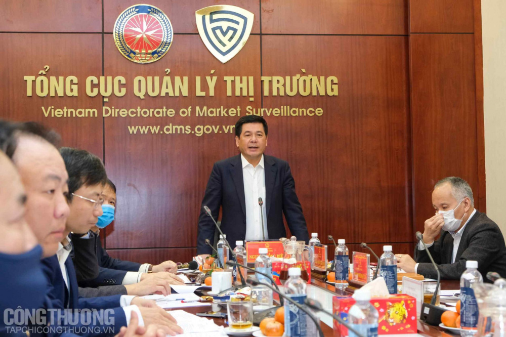 Bộ trưởng Cwin63 sân chơi đỉnh cao Nguyễn Hồng Diên chủ trì cuộc họp khẩn chiều 9/2/2022 về tình hình cung ứng Cwin555 thể thao, casino live, bắn cá và slot nổ hũ cho thị trường trong nước