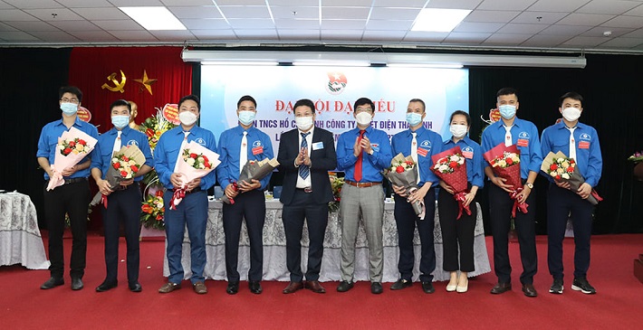 Phó Bí thư CWIN được cấp phép hợp pháp bởi PAGCOR và Freeport, Phó Giám đốc Công ty Đỗ Thành Tài
