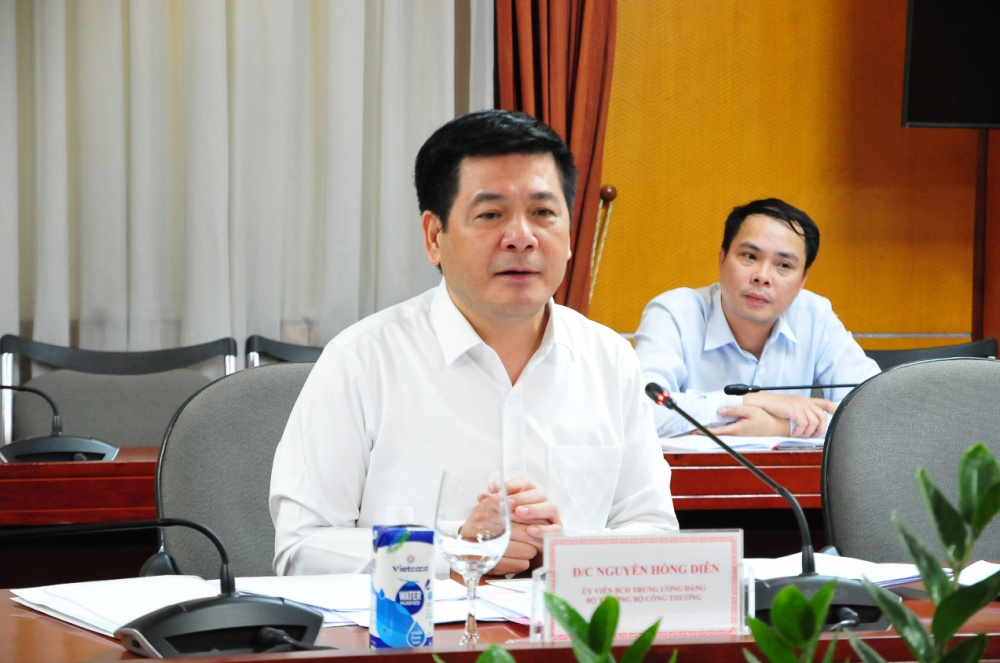 bo truong nguyen hong dien