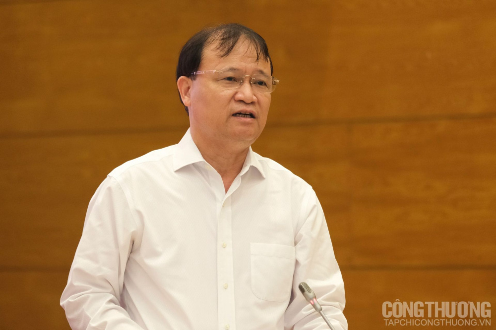 Thứ trưởng Cwin63 sân chơi đỉnh cao Đỗ Thắng Hải trả lời câu hỏi của phóng viên tại cuộc họp báo Cwin com đăng nhập thường kỳ diễn ra tối ngày 29/4/2022