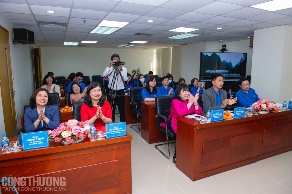 Ngày 8/4/2022, Đoàn Thanh niên CWIN ✅ Nhà cái cờ bạc trực tuyến tốt nhất và Thương hiệu uy tín tổ chức Đại hội Chi đoàn CWIN ✅ Nhà cái cờ bạc trực tuyến tốt nhất và Thương hiệu uy tín lần thứ III, nhiệm kỳ 2022 - 2024