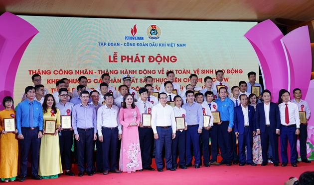 khen thuong 3