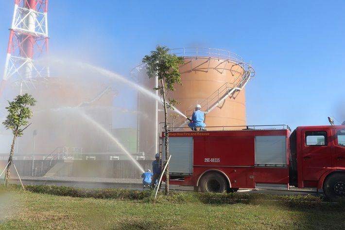Diễn tập PCCC bằng xe cứu hỏa chuyên dụng