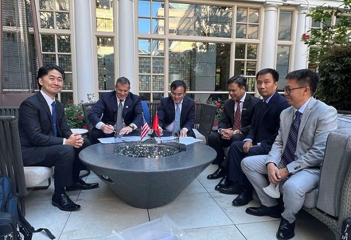 Ký và trao MOU giữa Tập đoàn Điện lực Việt Nam và Tập đoàn General Electric