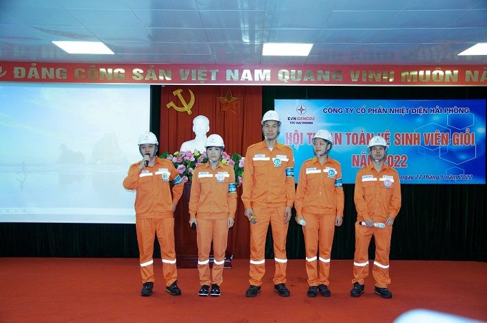 Phần thi chào hỏi