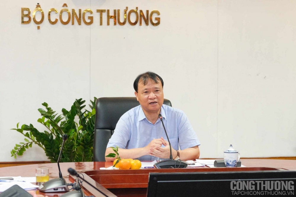 Thứ trưởng Cwin63 sân chơi đỉnh cao Đỗ Thắng Hải điều hành phiên họp thường kỳ của Tổ Điều hành thị trường trong nước sáng 31/5/2022