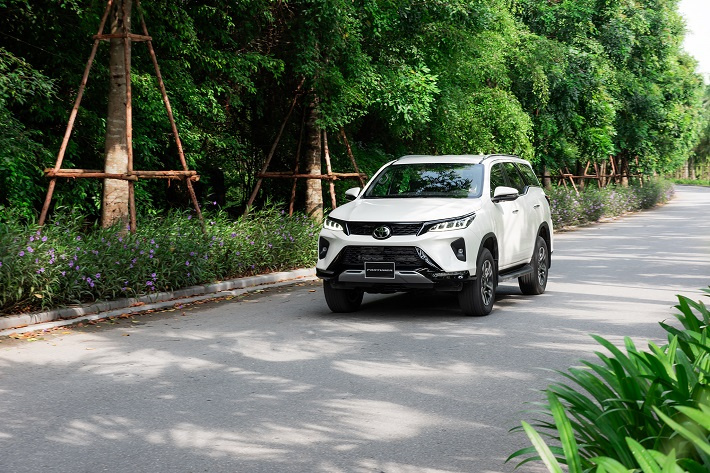 ngoai-that-toyota-fortuner-2