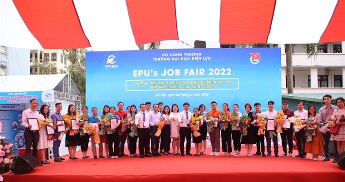 Đại diện tổ chức, Cwincom hiện đang mở tham dự "EPU’s JOB FAIR 2022"
