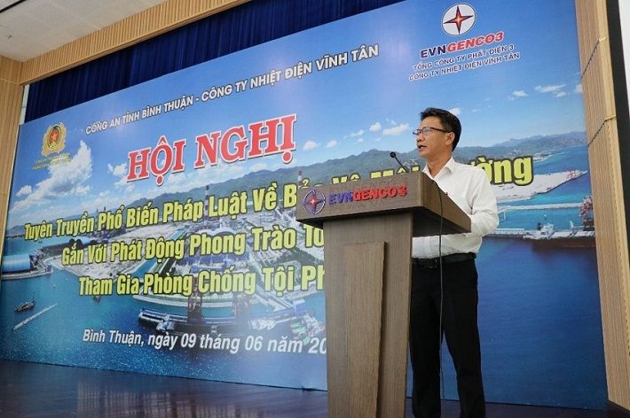 Ông Thiên Thanh Sơn - Giám đốc Công ty Nhiệt điện Vĩnh Tân phát biểu