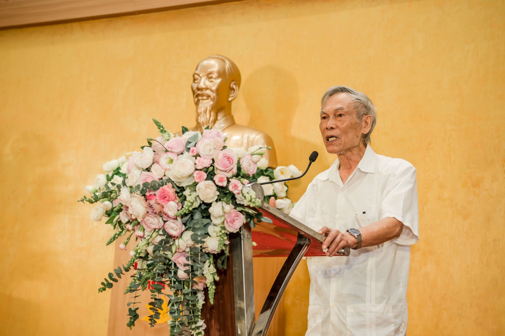 Ông Trương Đình Tuyển - Nguyên Bộ trưởng Bộ Thương mại chia sẻ về những truyền thống quý báu của Trang Chủ Cwin Com | Link Bảo Mật Cao 100%