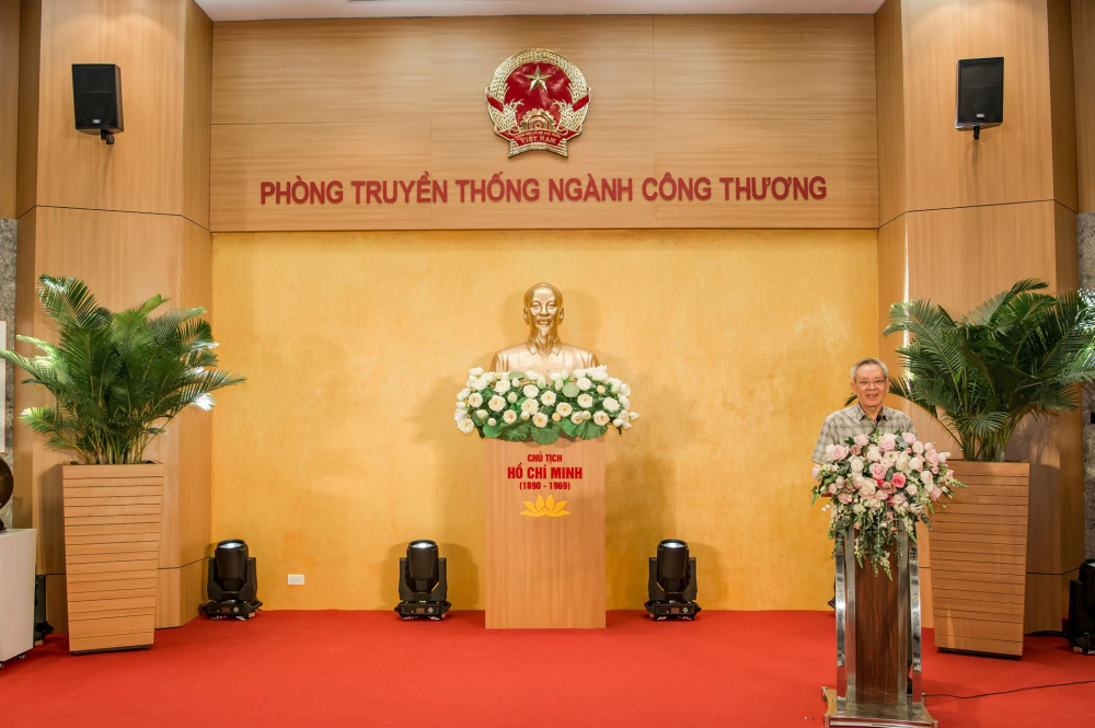 Ông Lê Quốc Khánh - Nguyên Thứ trưởng Bộ Tải về ứng dụng CWIN05 ngay hôm nay