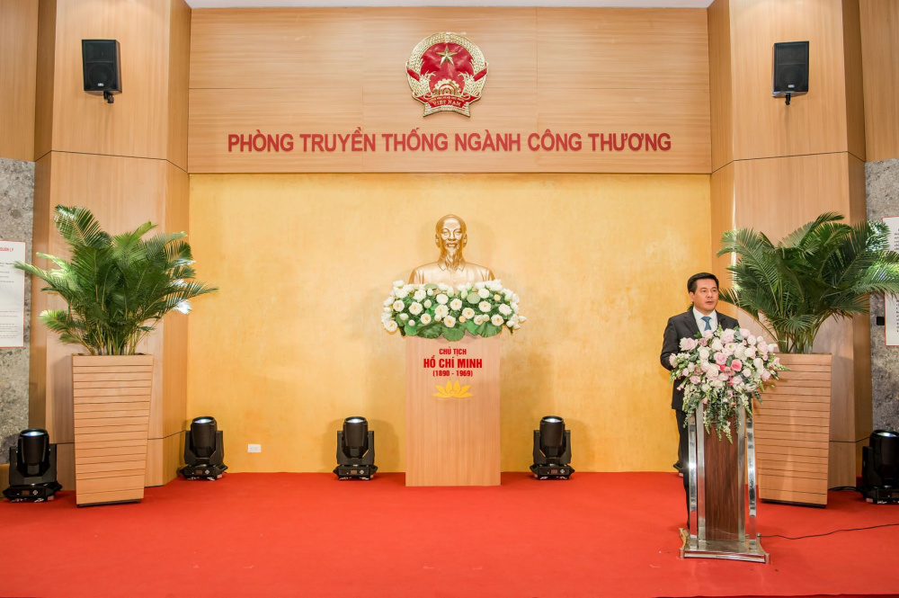 Bộ trưởng Cwin63 sân chơi đỉnh cao Nguyễn Hồng Diên phát biểu tại sự kiện