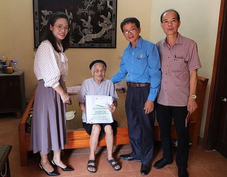 Mẹ VNAH