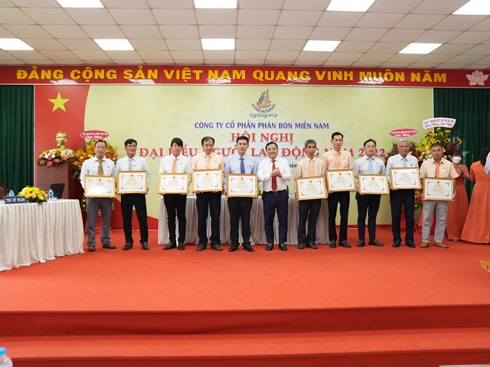 hoi nghi 4