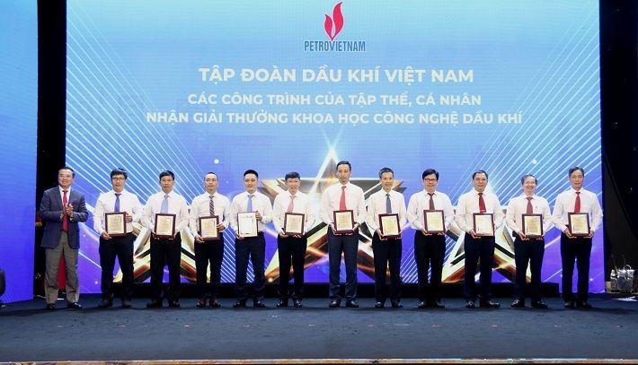 Nền tảng hàng đầu cung cấp Cwin com dầu khí
