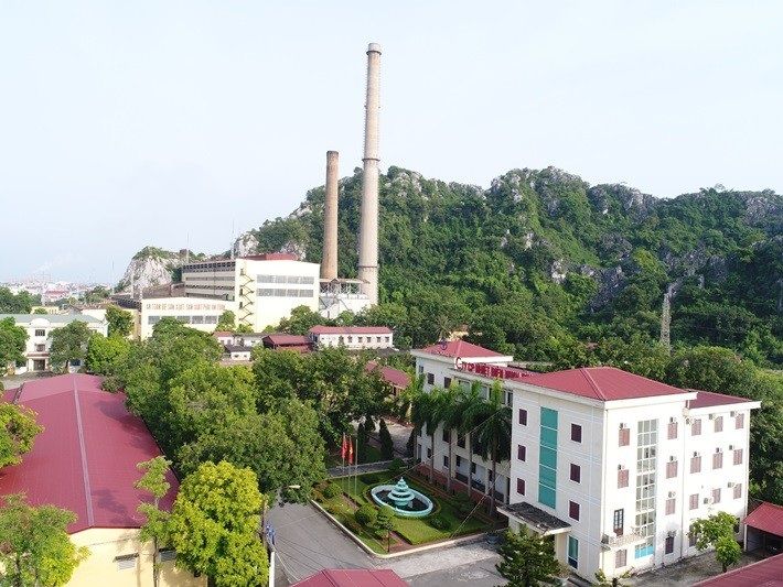 Không gian xanh trong khuôn viên của Công ty CP Nhiệt điện Ninh Bình luôn được duy trì đạt xanh, sạch đẹp 