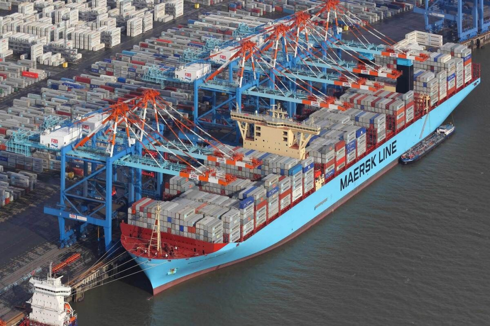 Tàu vận chuyển container