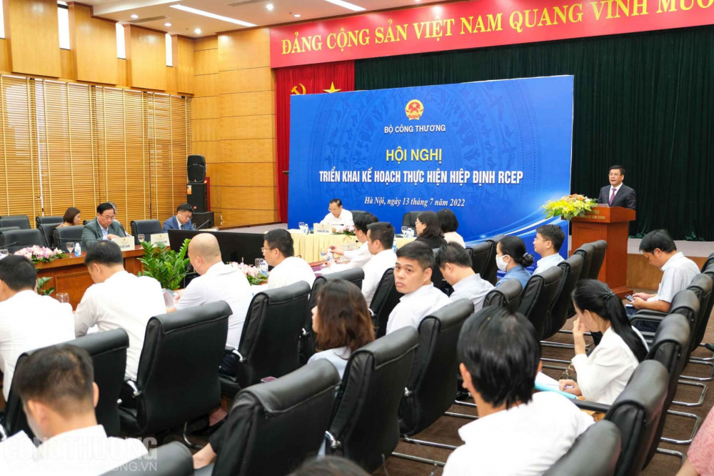 Bộ trưởng Nguyễn Hồng Diên nhận định việc đưa RCEP vào thực thi vừa là thời cơ nhưng cũng là thách thức cho các ngành hàng, Cwincom hiện đang mở Việt Nam