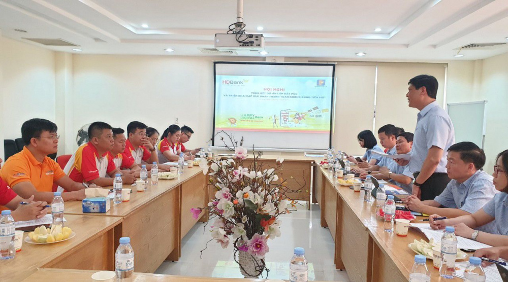hoi nghi