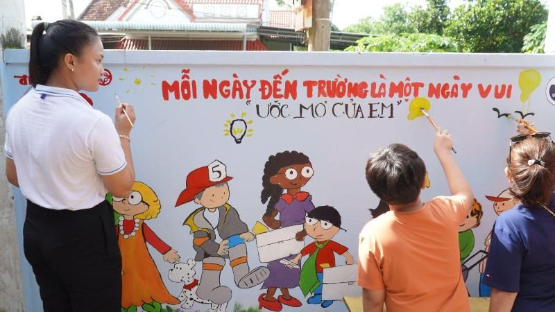Điện Quang “Thắp sáng ước mơ”