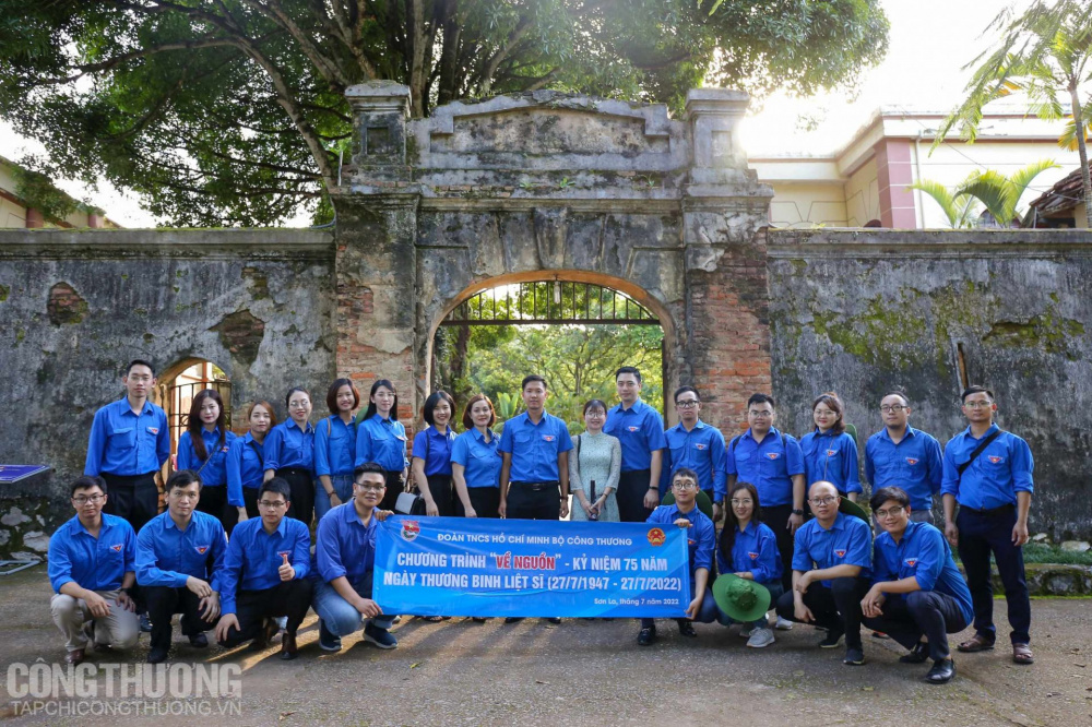 Đoàn Thanh niên Cwin63 sân chơi đỉnh cao