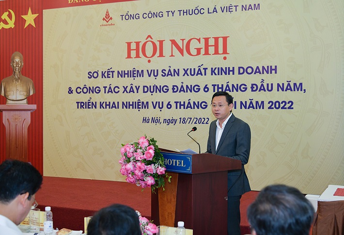 Ông Hồ Lê Nghĩa – Chủ tịch Hội đồng thành viên Vinataba đưa các nhóm giải pháp thực hiện kế hoạch Nền tảng hàng đầu cung cấp Cwin com - kinh doanh 6 tháng cuối năm 2022