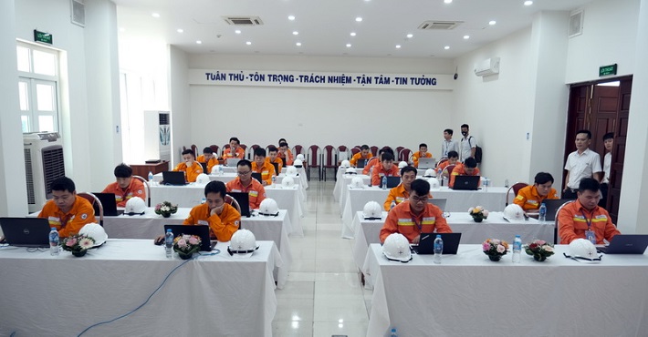 Toàn cảnh phần thi trắc nghiệm Online
