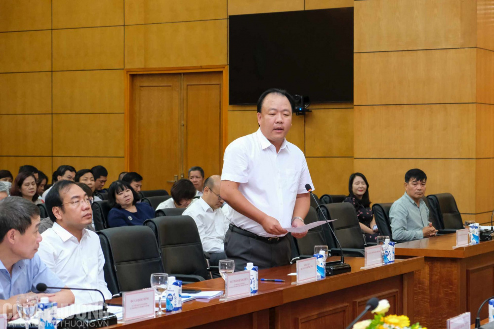 Tổng Cục trưởng Tổng cục Quản lý thị trường Trần Hữu Linh