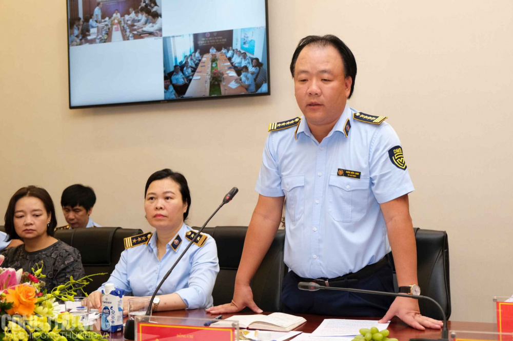 Tổng cục trưởng Tổng cục Quản lý thị trường Trần Hữu Linh