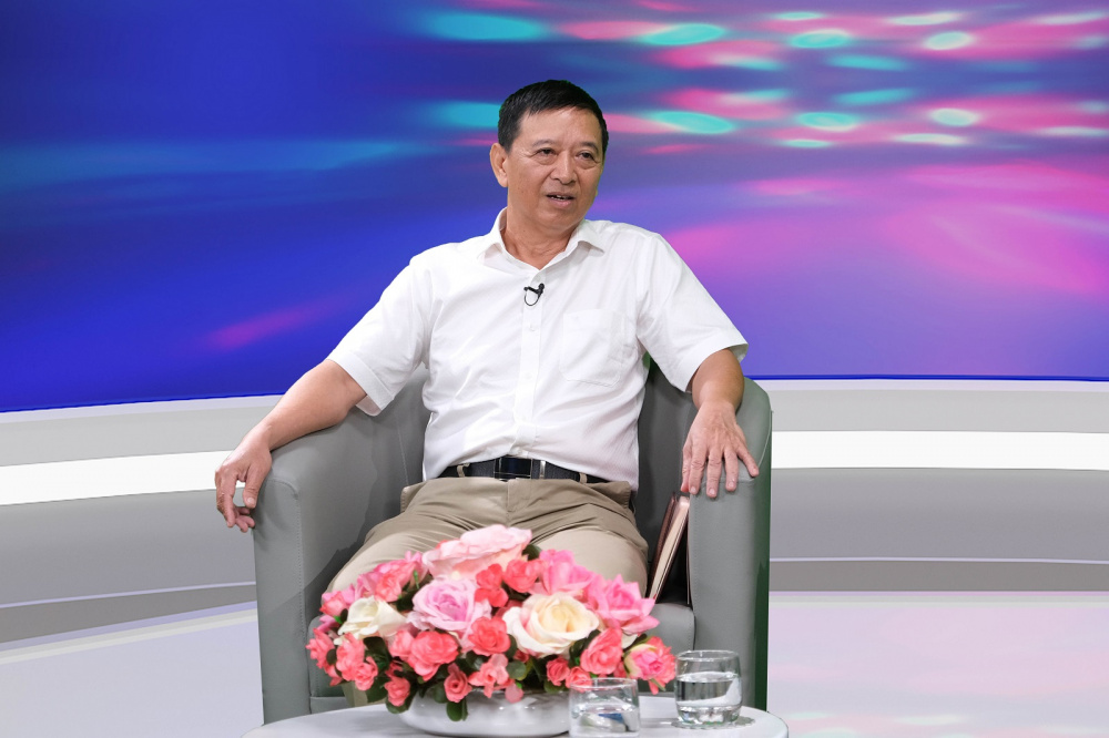 Sinh - HH chong hang gia