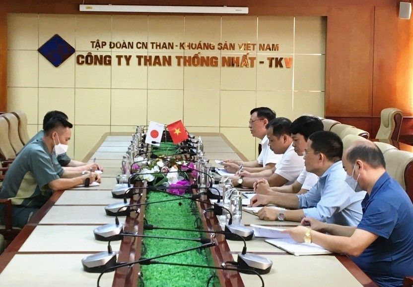than thong nhat