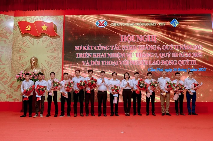 than thong nhat 