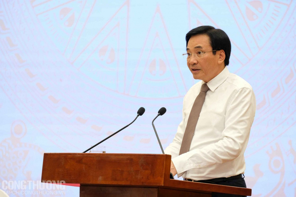 Bộ trưởng, Chủ nhiệm Văn phòng Cwin com đăng nhập Trần Văn Sơn