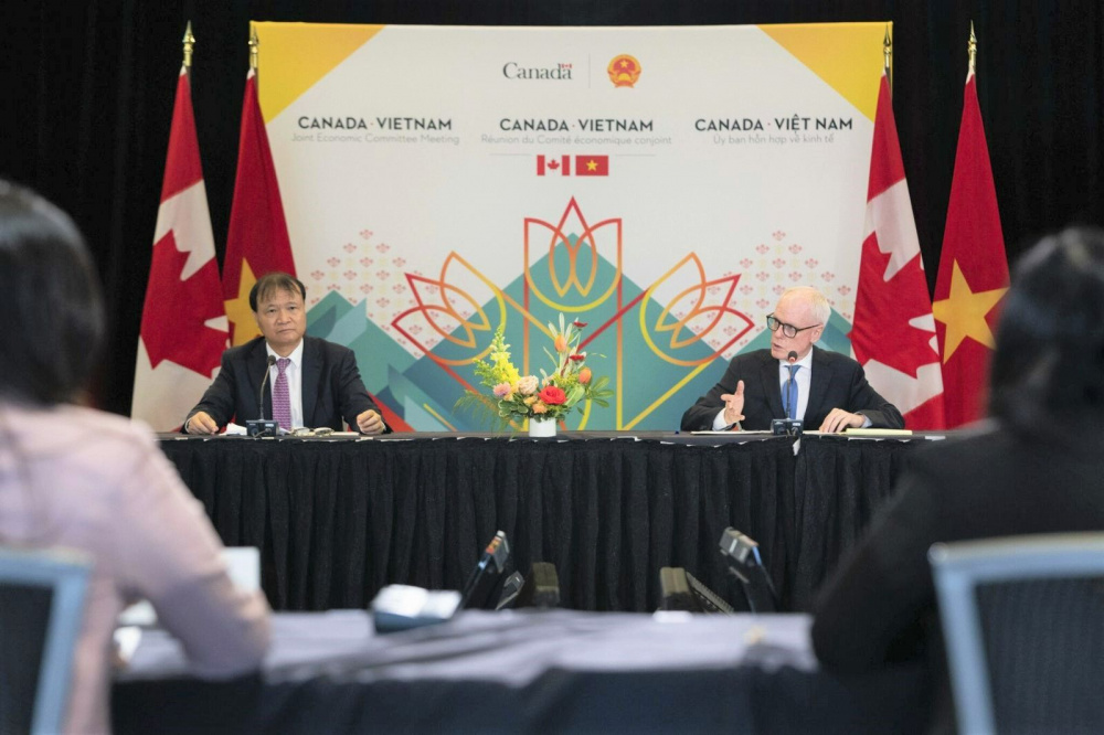 Canada 3