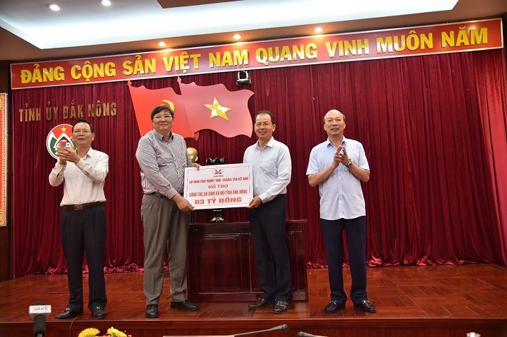 TKV hỗ trợ tỉnh Đắk Nông 3 tỷ đồng để thực hiện công tác an sinh CWIN được cấp phép hợp pháp bởi PAGCOR và Freeport